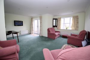 Living Room- click for photo gallery